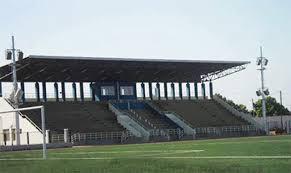 Une délégation de la CAF en visite au stade Caroline Faye en décembre