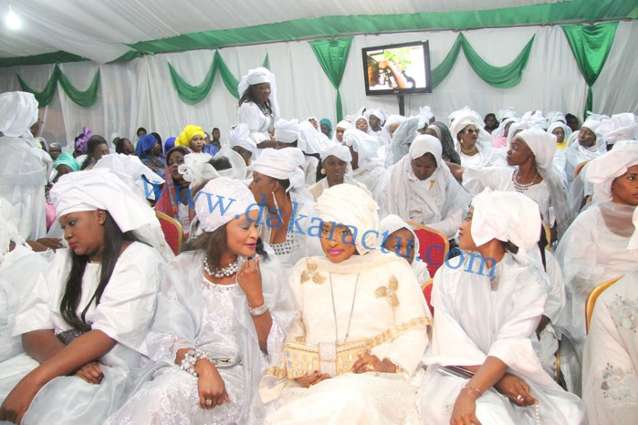 Les images de la célébration de la nuit du Maouloud chez Sheikh Alassane Sène "Tarrë Yalla"