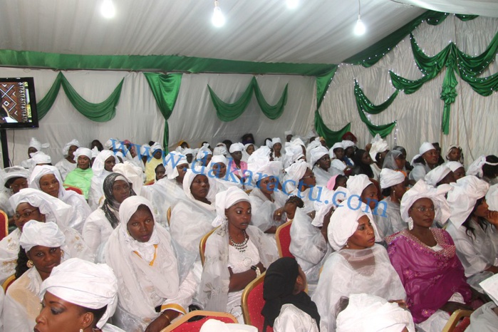 Les images de la célébration de la nuit du Maouloud chez Sheikh Alassane Sène "Tarrë Yalla"