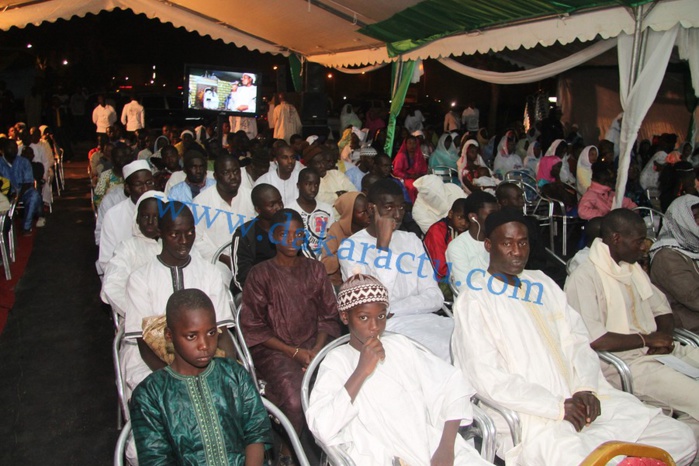 Les images de la célébration de la nuit du Maouloud chez Sheikh Alassane Sène "Tarrë Yalla"