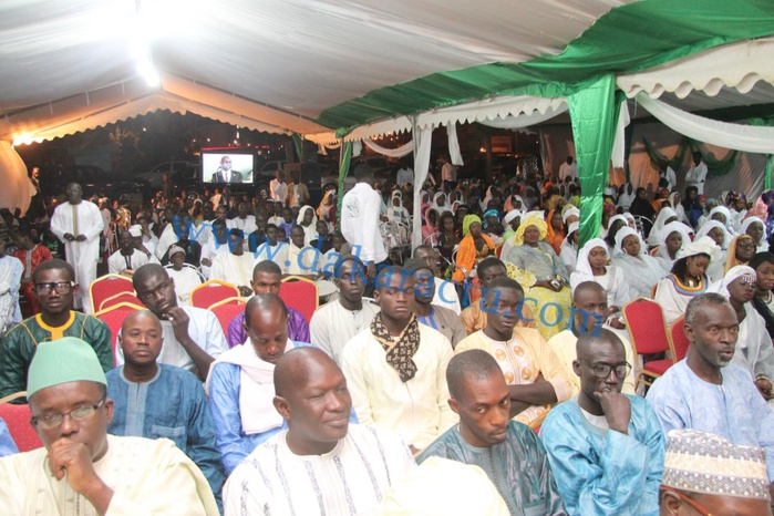 Les images de la célébration de la nuit du Maouloud chez Sheikh Alassane Sène "Tarrë Yalla"