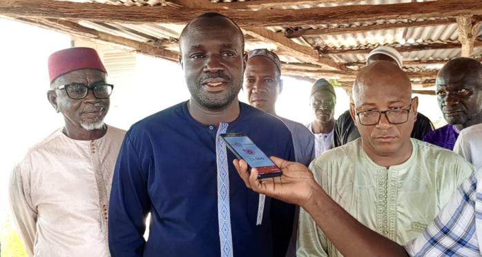 Saraya / Équipement de la grande mosquée de Khossanto : le DG de DDD,  Ousmane Sylla, offre 100 m2 de tapis.