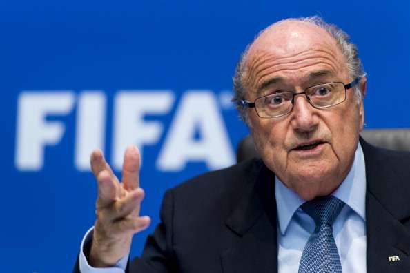 Présidence Fifa : le patron de la CAF réaffirme son soutien à Blatter