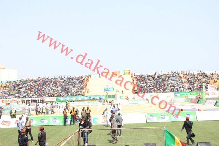 La liste des produits interdits aux lutteurs au stade Demba Diop