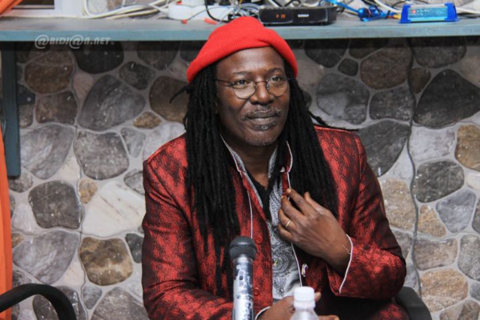 En Côte d'Ivoire, le reggaeman Alpha Blondy est devenu conteur