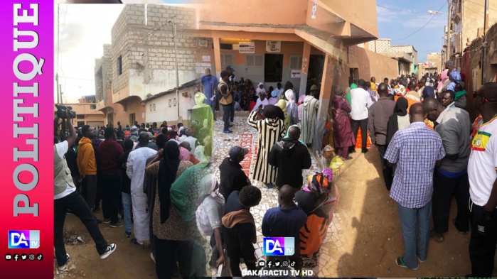 Scrutin présidentiel : Le rush au Centre de vote Cred  Daradji de Pikine Guinaw Rail Nord ( école Ouzin )