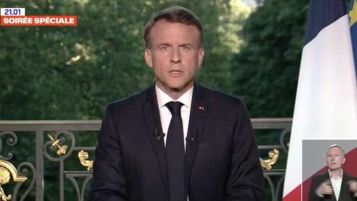 Dissolution de l'Assemblée: le pari risqué d'Emmanuel Macron