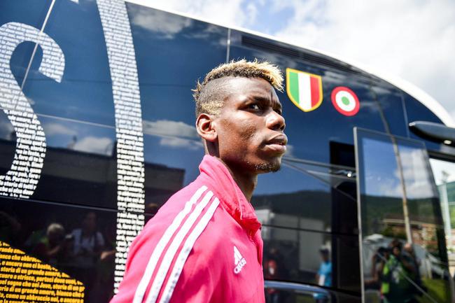 Paul Pogba visé par l'offre du siècle ?