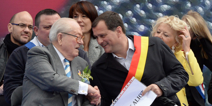 Louis Aliot a voté contre l'exclusion de Jean-Marie Le Pen lors du bureau exécutif du FN