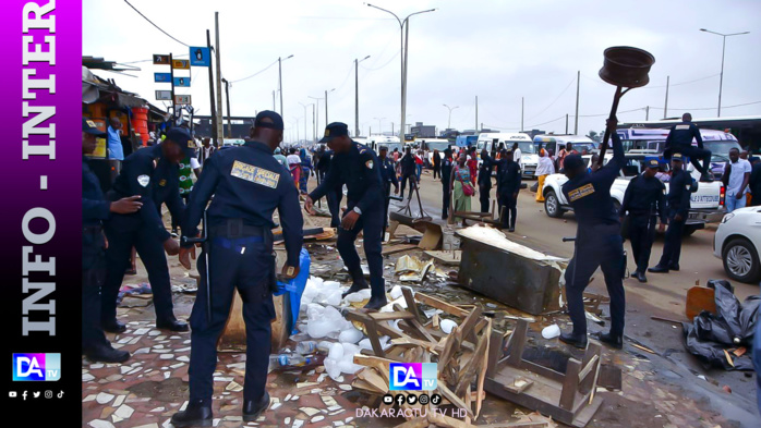 Guinée: des manifestants et des policiers blessés dans des échaffourées à Conakry