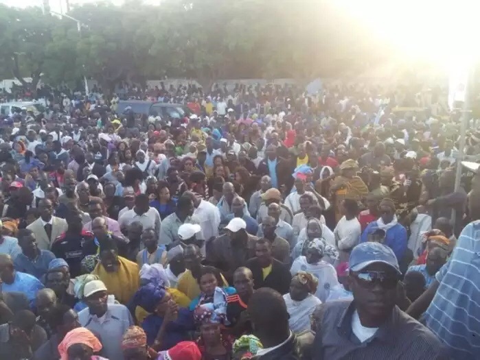 Travail précaire : Les affiliés d’IndustriALL Sénégal battent le macadam pour la lutte contre le fléau