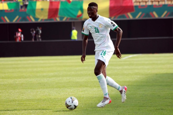 Sénégal vs Burkina : Qui sera « sacrifié » au milieu entre le vétéran Gana et les jeunes cracks Pape Gueye, Lamine Camara et PMS ?