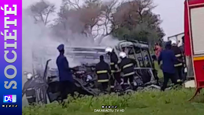 BUS EN FEU - Choc meurtrier entre un bus et un camion transportant du sable à hauteur de Ndiama Fall