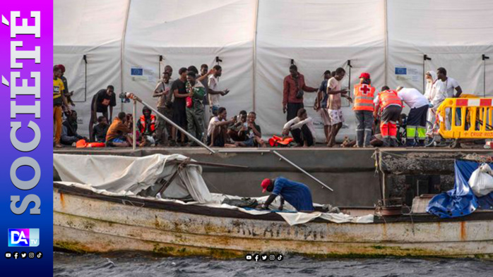 Naufrage au large des Îles Canaries : les occupants de la pirogue étaient « sans eau ni nourriture depuis deux jours » (autorités locales).