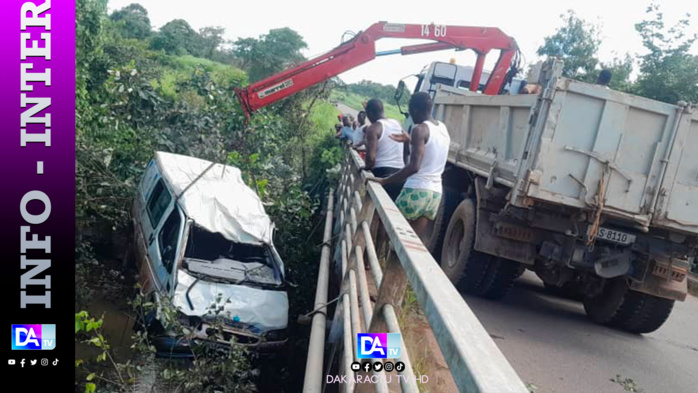 Guinée: 13 passagers d'un minibus, dont 6 enfants, tués dans un accident