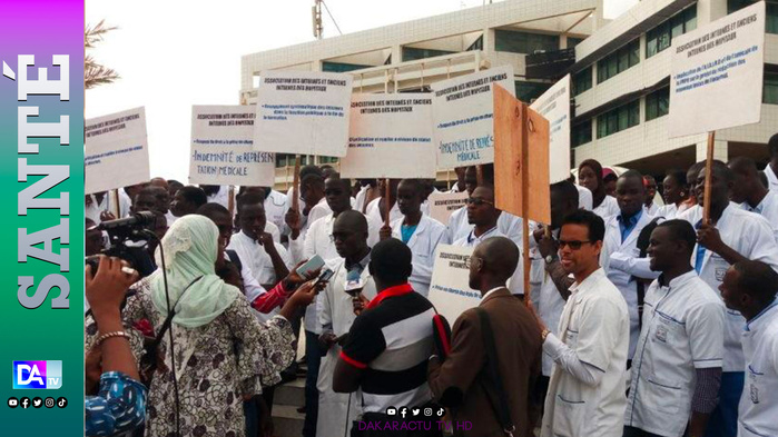 Mouvement d'humeur des médecins: l'Intersyndicale, l'autorité de tutelle exige des mesures urgentes