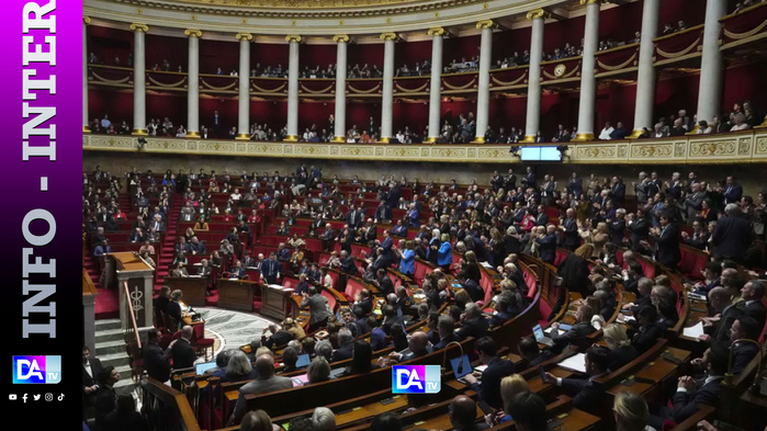 France: l'Assemblée renverse le gouvernement