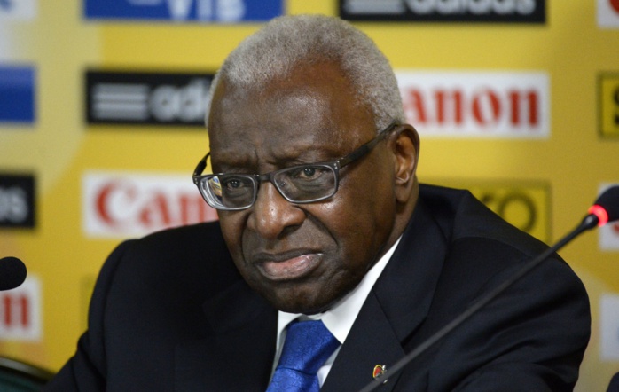 Affaire Lamine Diack : Le journal «Le Monde » se rebiffe et précise que l’enquête n’implique pas la campagne de Macky Sall