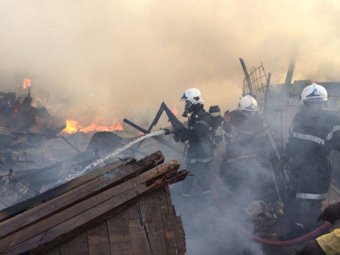 Violent incendie à Dakar-Plateau : Un magasin ravagé sur l’avenue Abdou Karim Bourgi faute d’accessibilité pour les sapeurs pompiers