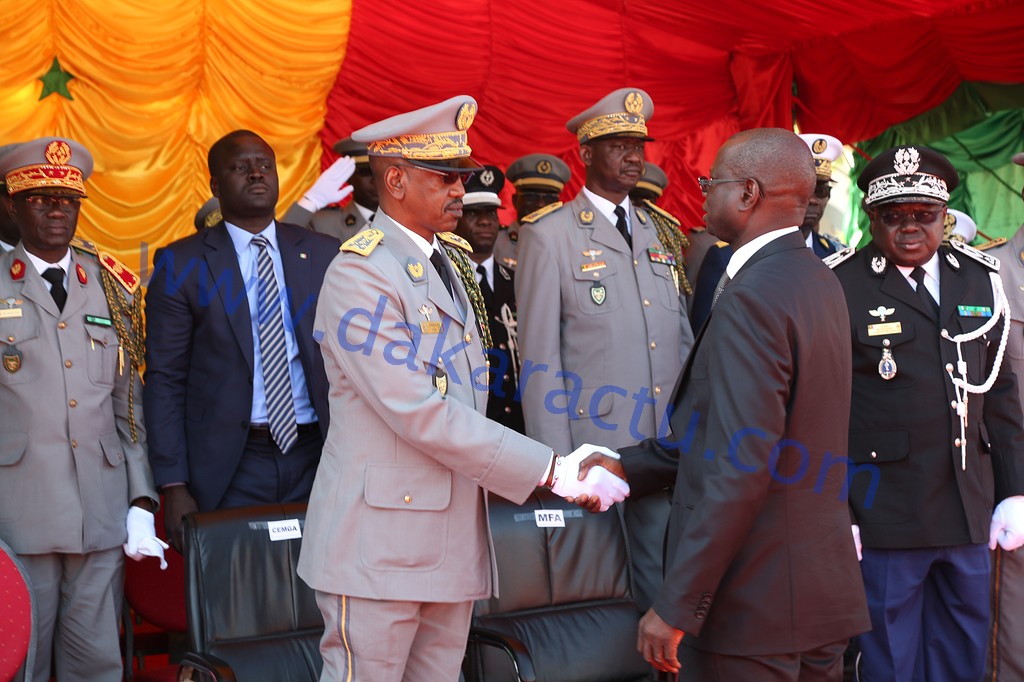 Départ CEMGA Mamadou Sow : « Grâce à votre action nous entrevoyons avec confiance l’avenir » (Augustin Tine, ministre des Forces armées)