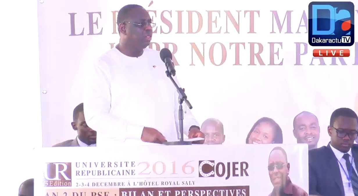 Université républicaine : Le président Macky Sall annonce une baisse prochaine du prix de l'électricité