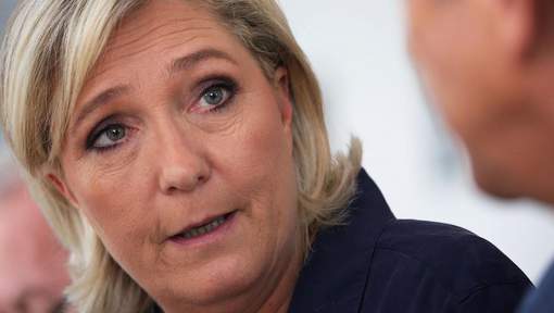 Marine Le Pen veut interdire l'école aux enfants de sans-papiers