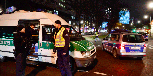 Berlin : la police annonce l'arrestation du chauffeur présumé du camion qui a foncé sur un marché de Noël, tuant au moins 9 personnes