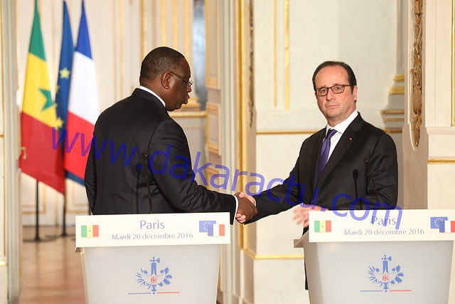 CE CADEAU DE HOLLANDE À MACKY - 2, 5 millions de photos de tirailleurs de la seconde guerre mondiale.