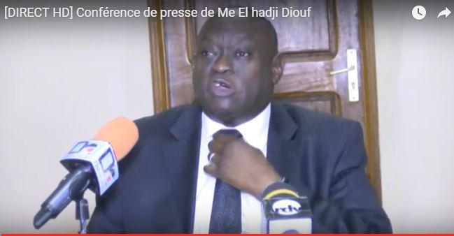 Me El hadji Diouf mettra en place une coalition contre la guerre en Gambie le 03 janvier 2017.