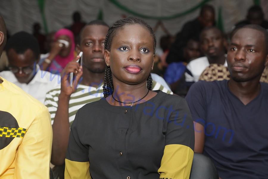 Les Images de l'assemblée générale de la COJER Nationale : Forte mobilisation des jeunes de  l'APR pour la validation du Plan Stratégique pour l'élection du Président Macky SALL en 2019 ( PSE-MACKY 2019)