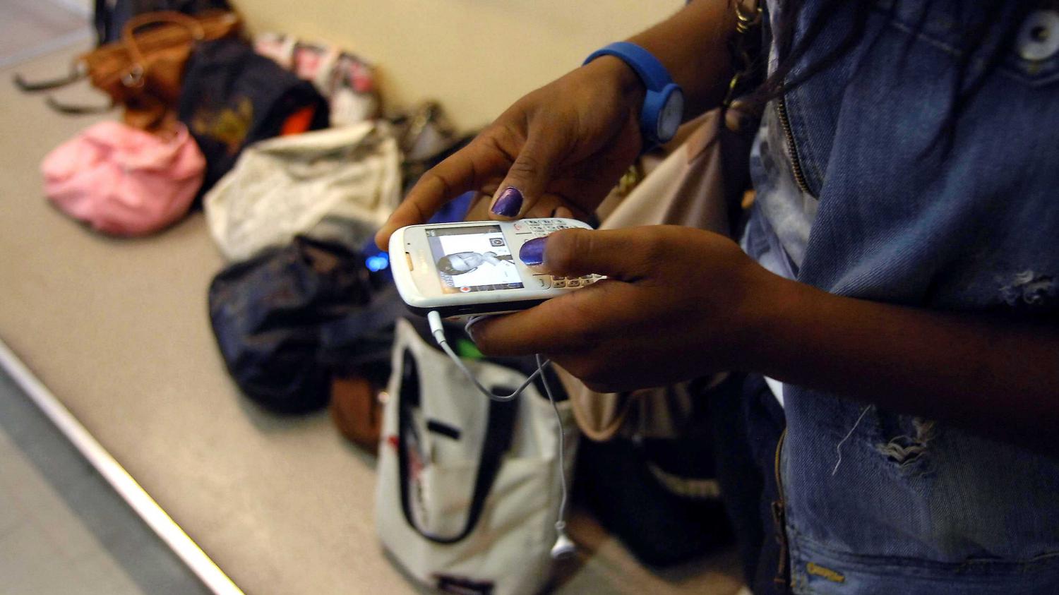 Baccalauréat : le téléphone portable interdit