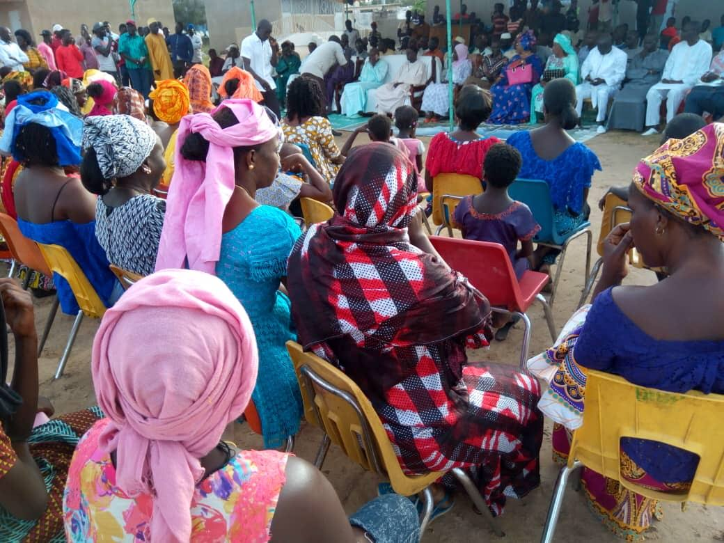 Abdou Karim Sall appuie la communauté éducative de Mbao. 