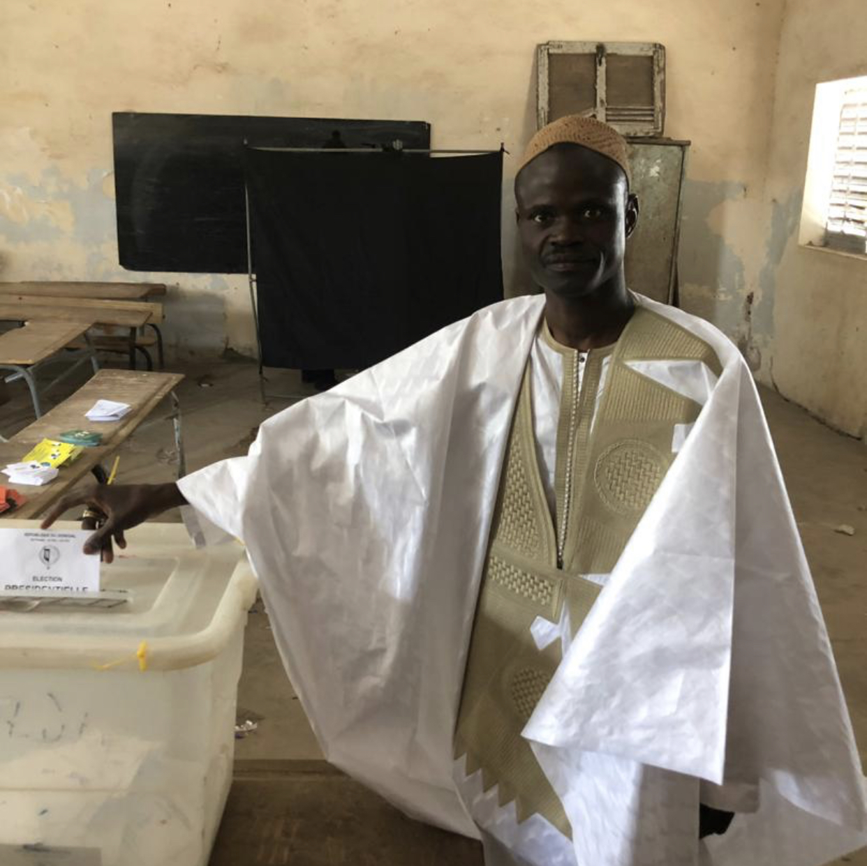 Latmingué: Le Dr Macoumba Diouf a voté au bureau 2 de l'école 1