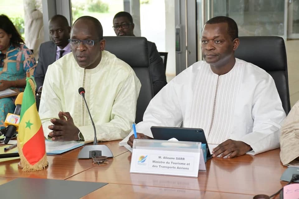 Impacts du Coronavirus : Les ministres Abdoulaye Diouf Sarr et ...