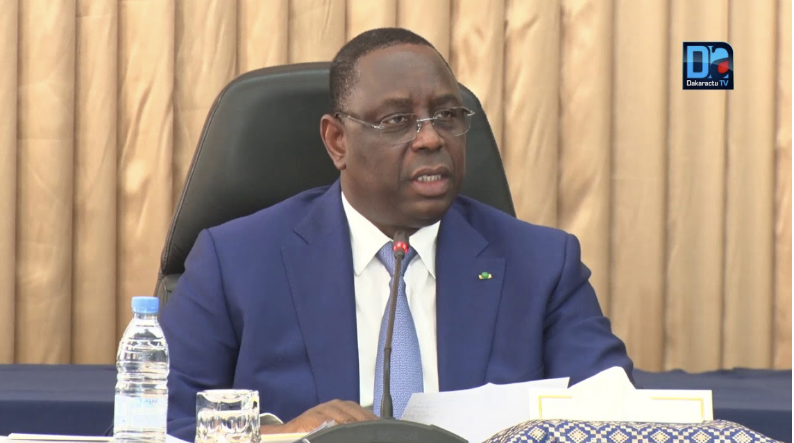 LE PRÉSIDENT MACKY SALL, UN HOMME DE DÉFIS AU SERVICE DE SON PEUPLE.