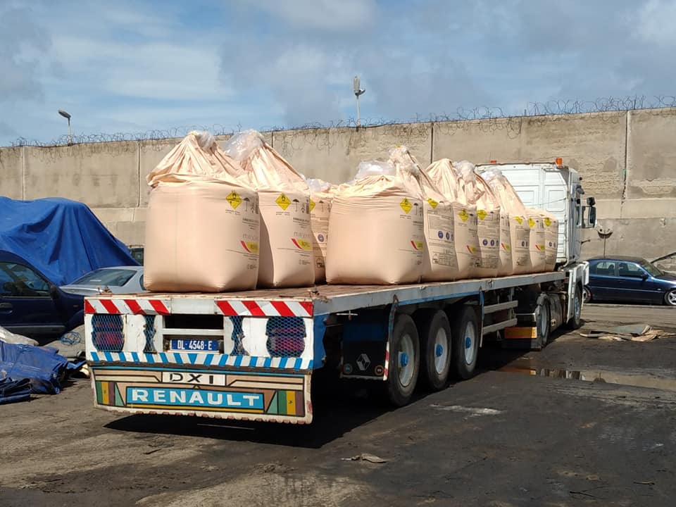 Nitrate d'ammoniac au Port : les 3050 tonnes en cours de chargement et bientot acheminées vers le Mali