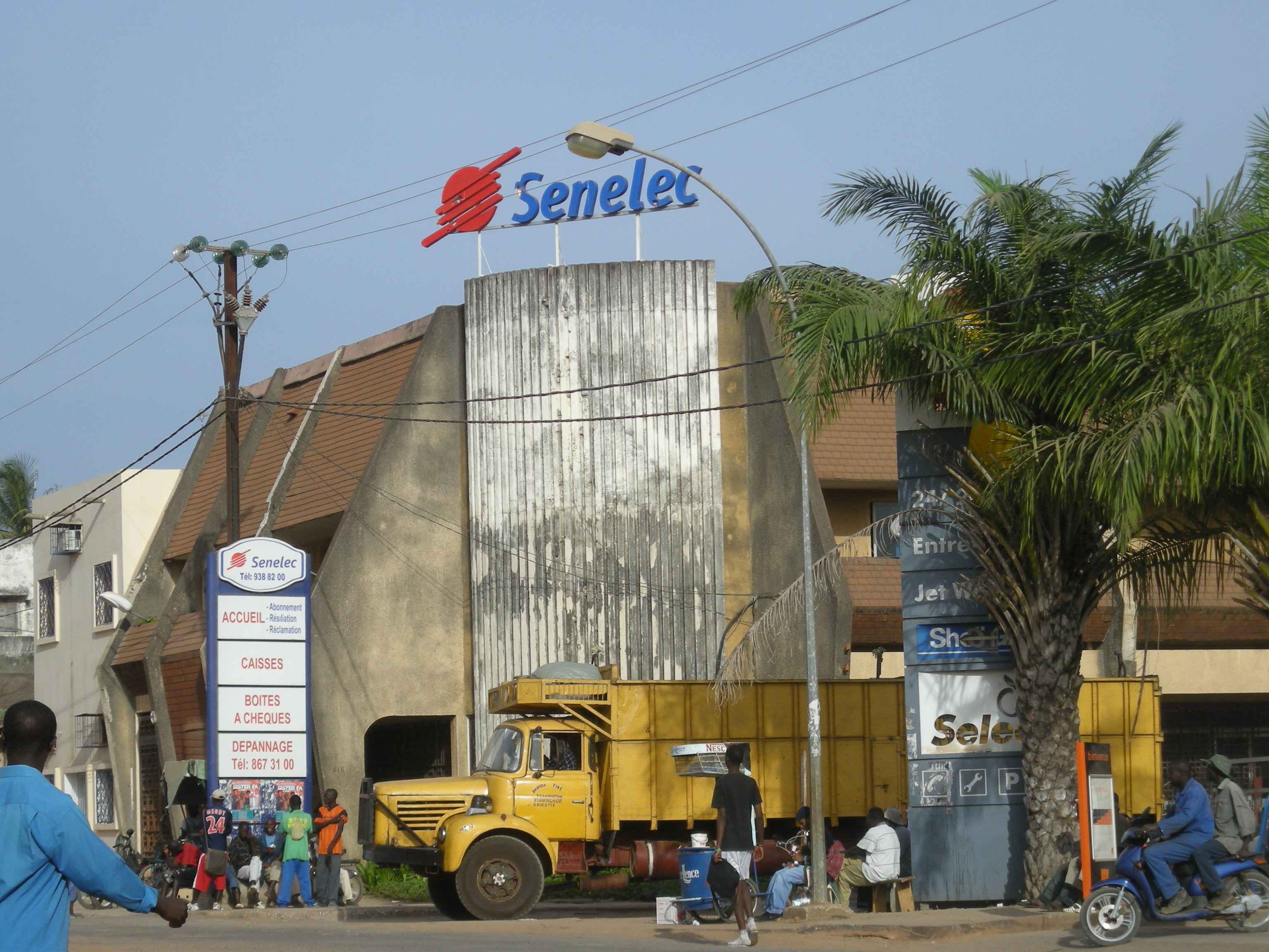 Délestage tout azimuts à Ziguinchor /  La Senelec s'explique.