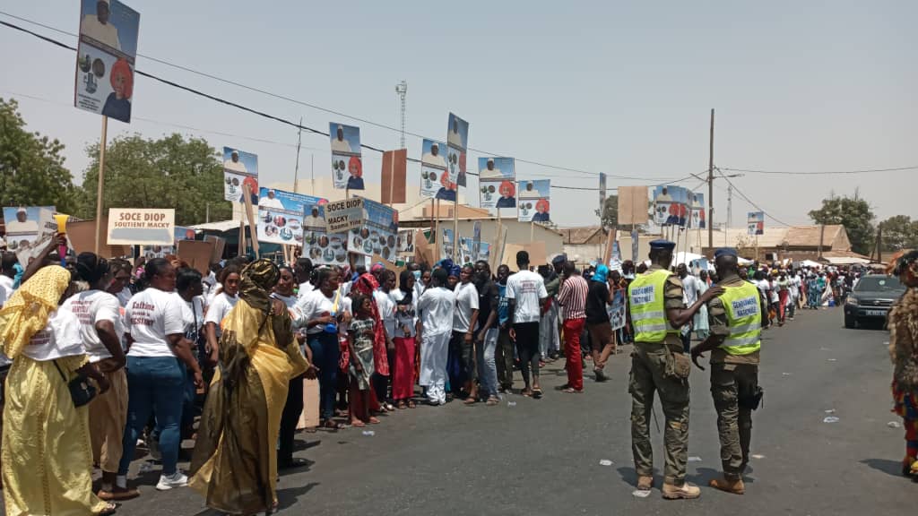 Accueil du PR à Koungheul : La députée Fanta Sall bat le record de la mobilisation.