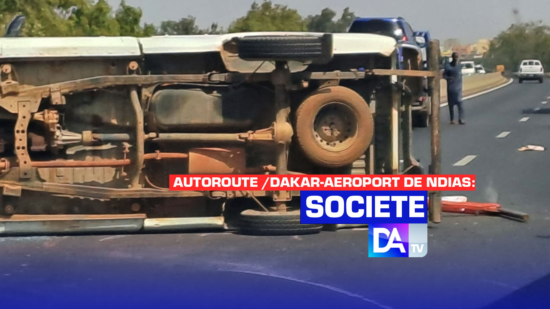 Autoroute /Dakar-Aéroport de Ndiass: un véhicule se renverse et ralentit le trafic entre Rufisque et l’aéroport