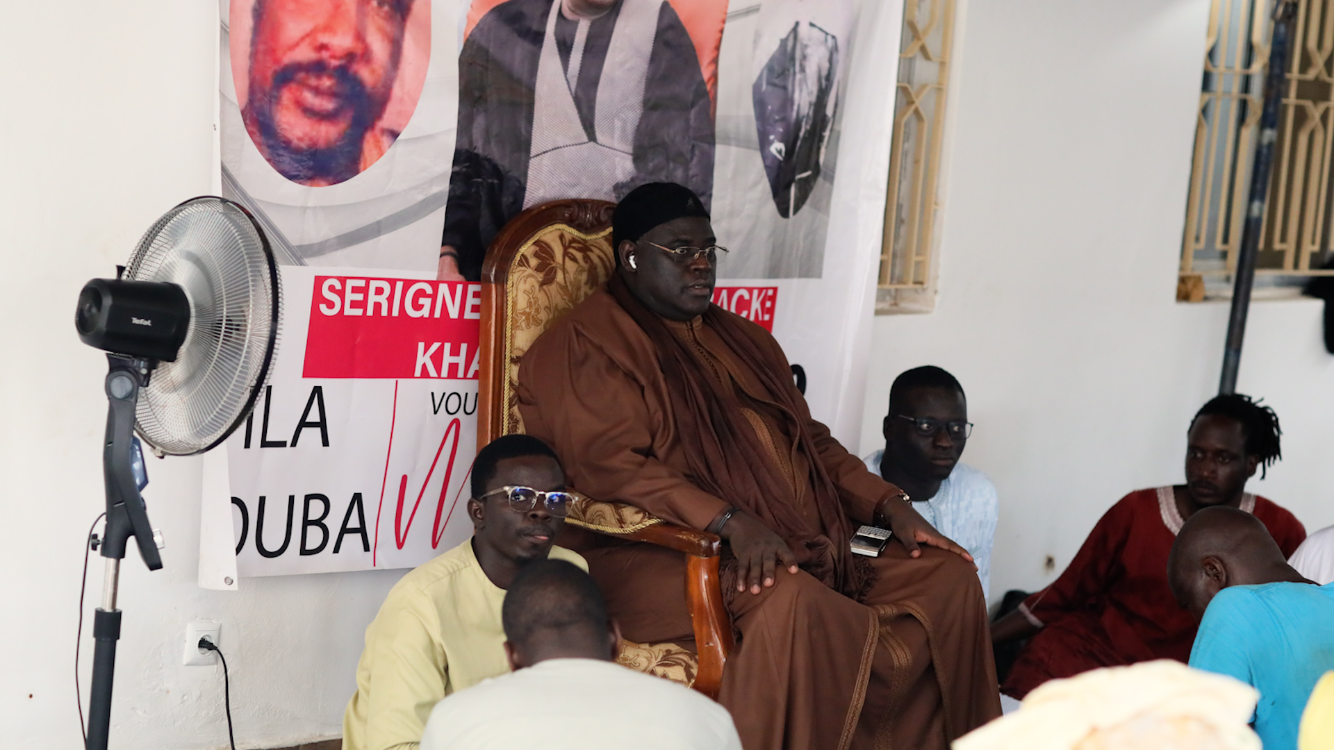 [ LES IMAGES ] Touba / Réception des invités chez serigne Bass Khadim Bâ : Le Magal bat son plein à Gouy Mbind !