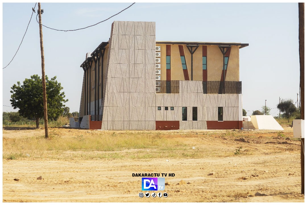 Tournée économique à Kaolack : Les images de la visite de chantier du chef de l’État à l’USSEIN