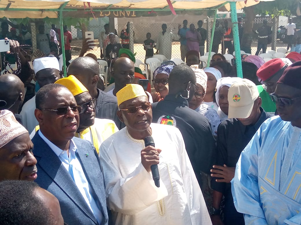 Tournée économique: Le Président Macky Sall a procédé ce matin au lancement des travaux de reconstruction de la grande mosquée de Kaolack