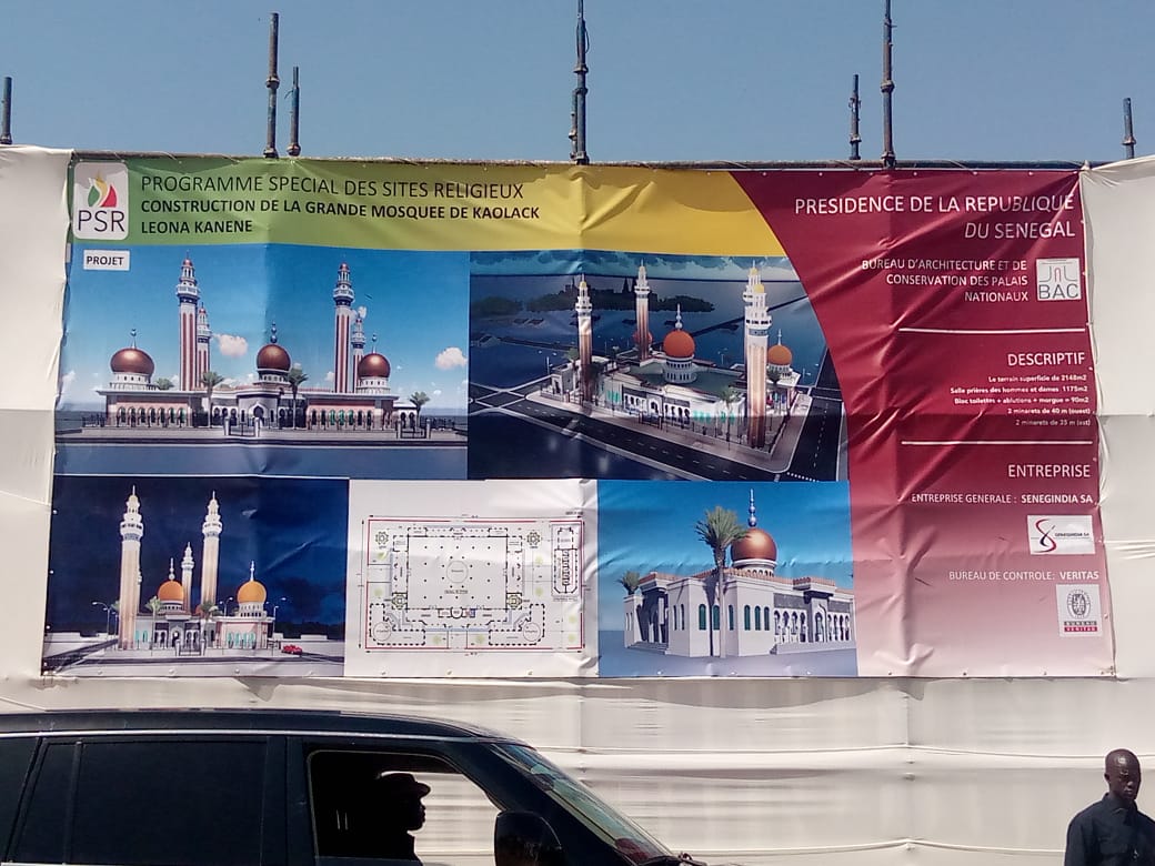 Tournée économique: Le Président Macky Sall a procédé ce matin au lancement des travaux de reconstruction de la grande mosquée de Kaolack