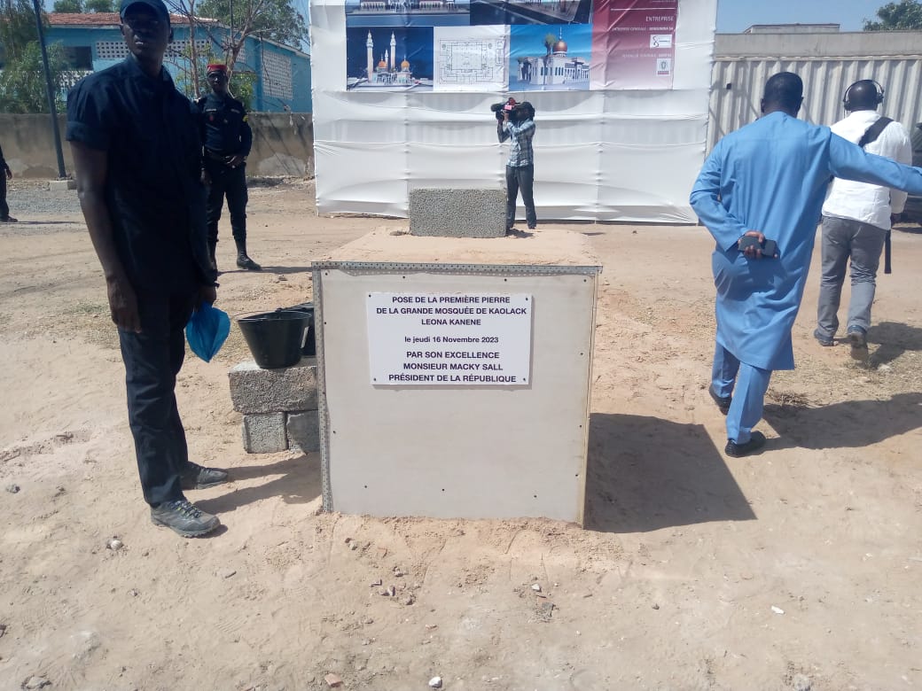 Tournée économique: Le Président Macky Sall a procédé ce matin au lancement des travaux de reconstruction de la grande mosquée de Kaolack