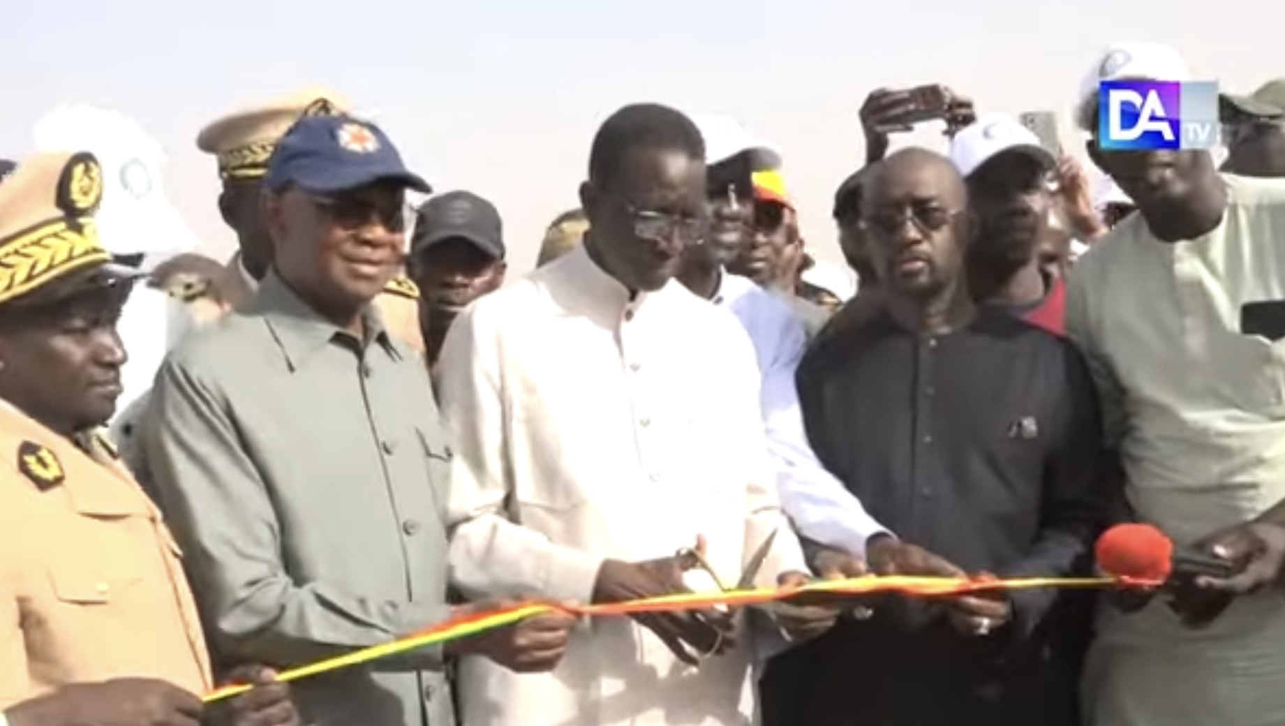 Le « Stade Iba Guèye » inauguré par le Premier ministre Amadou Bâ en compagnie du maire Galo Bâ