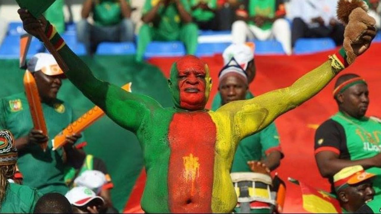 CAN 2023 : la célèbre mascotte des Lions Indomptables, Ngando PINCKETT, oubliée par la FECAFOOT à Abidjan