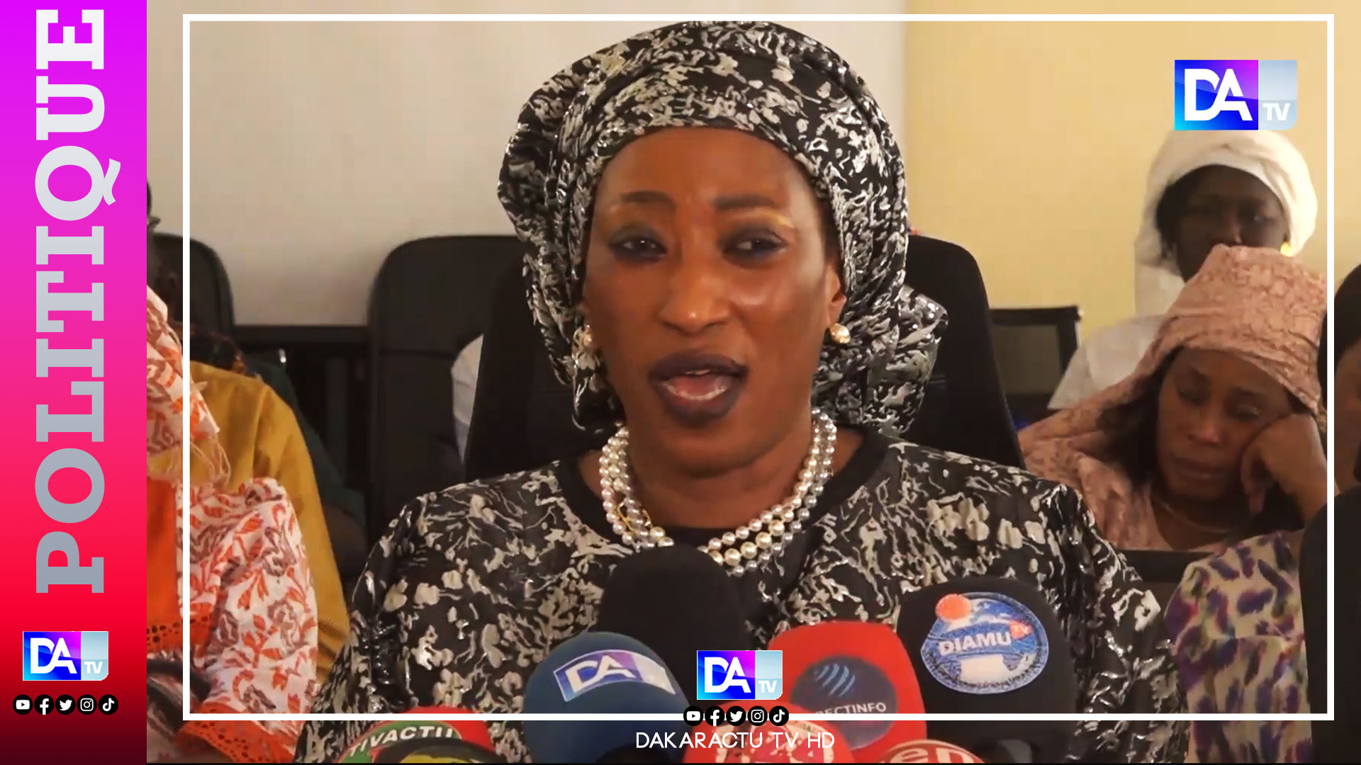 Tivaouane Seynabou Gaye Touré Et Les Femmes De Bby Soutiennent Le Président Macky Et Invitent 