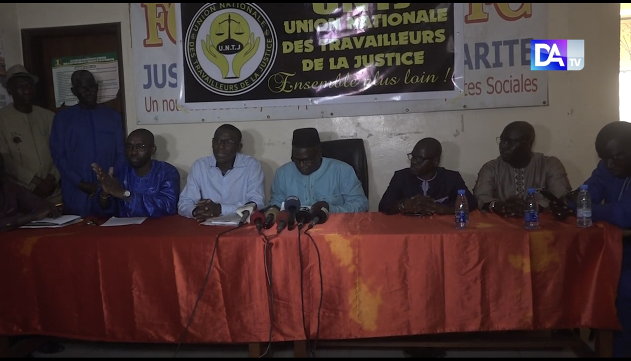 Arrestation de Me Ngagne Demba Touré : l’UNJT invite à un arrêt immédiat du travail et à une suspension des audiences en cours