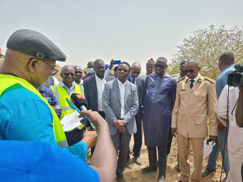 Mboro: Les ministres de l'intérieur et de l'industrie en visite de terrain aux ICS ( images)