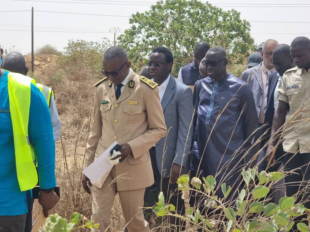 Mboro: Les ministres de l'intérieur et de l'industrie en visite de terrain aux ICS ( images)